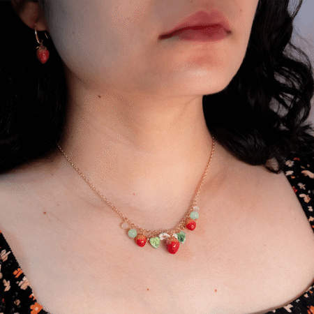 Aurora Bee Choker Cacho de Morangos 1